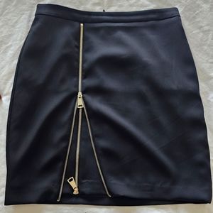 Bebe skirt